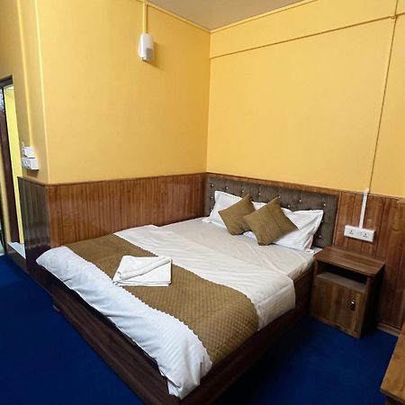 Hotel Hill Top Дарджилинг Экстерьер фото