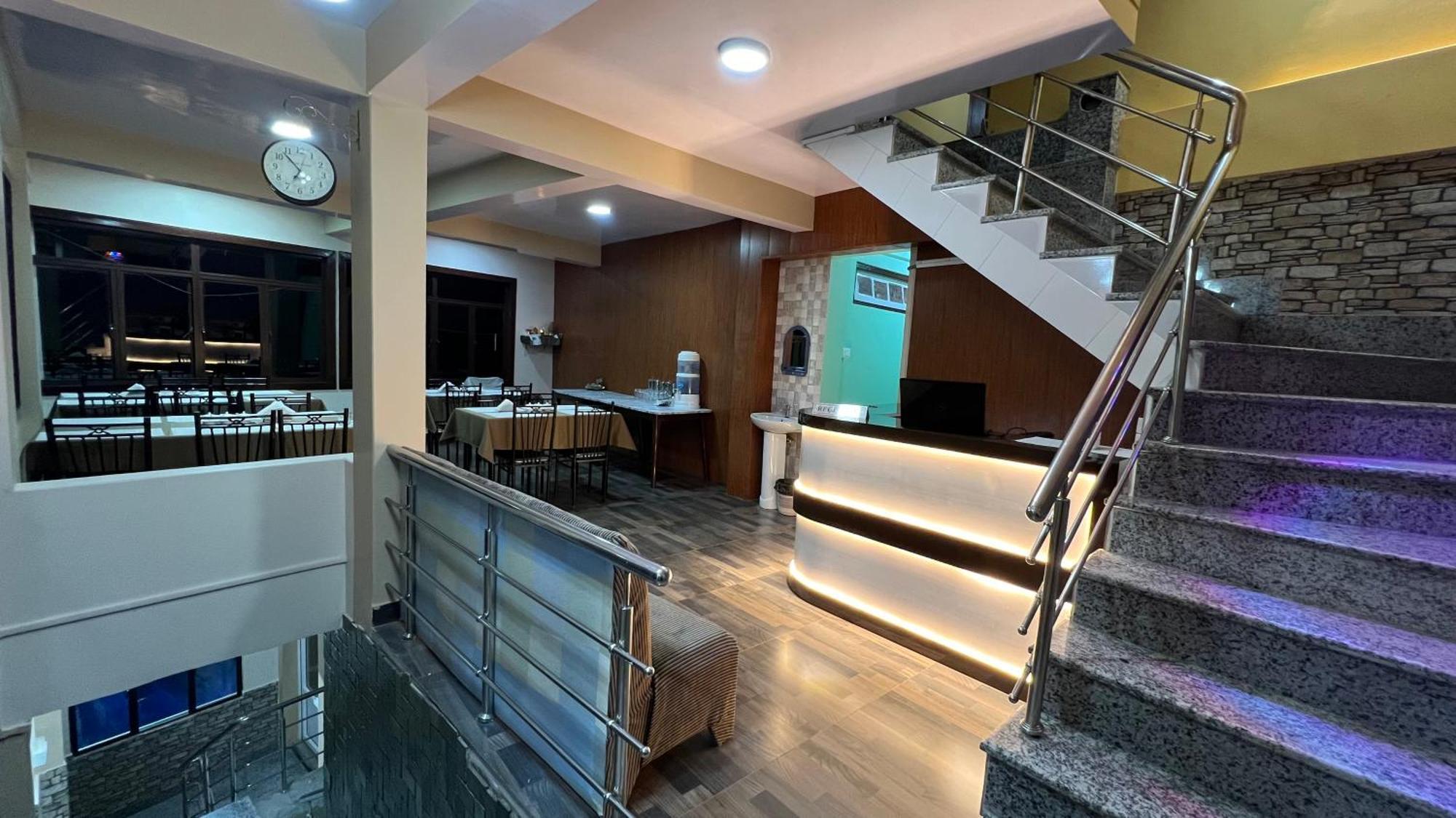 Hotel Hill Top Дарджилинг Экстерьер фото