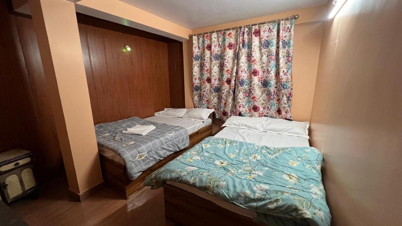 Hotel Hill Top Дарджилинг Экстерьер фото